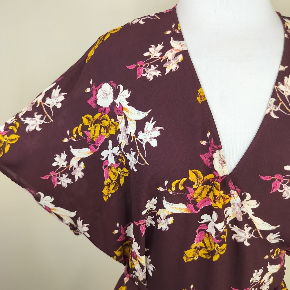 Chelsea28 Floral Wrap Top Blouse Womens Medium Floral Kimono Sleeve Boho - Picture 3 of 9